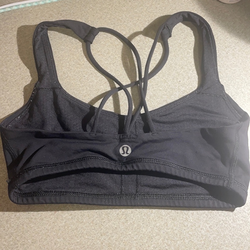 Lulu lemon sports bra